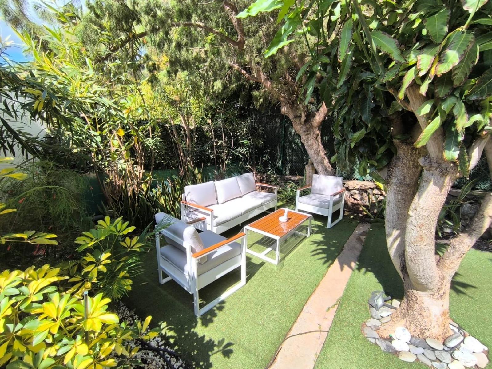 Apartamento Paradero Con Jardin Apartment